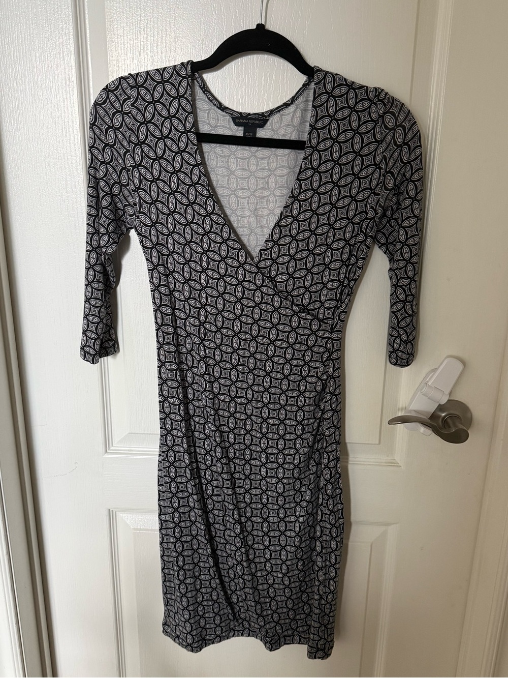 Banana Republic Black & White Geometric Wrap-Style Midi Dress